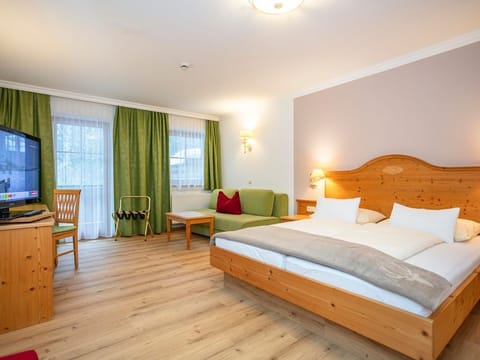 Double or 3-bed Top Comfort - Hotel Oberwirt Apartment in Viehhofen