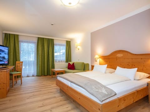 Double or 3-bed Top Comfort - Hotel Oberwirt Apartment in Viehhofen