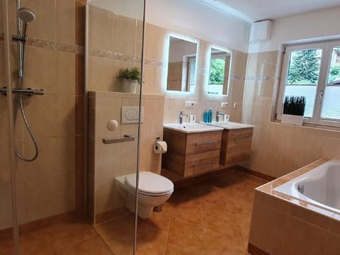 Alpen 1 - Alpen vacation apartments Viehhofen Apartment in Salzburgerland