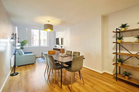 Apartment 1 Stanley Street, Liverpool - Host & Stay 
 