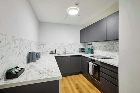 Apartment 10 Stanley Street, Liverpool - Host & Stay