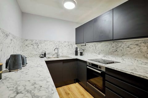 Apartment 5 Stanley Street, Liverpool - Host & Stay 