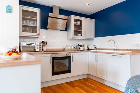 Well-equipped modern kitchen