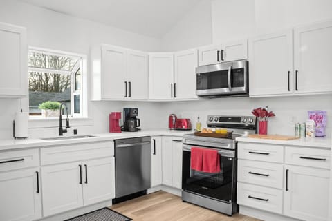 Well equipped kitchen