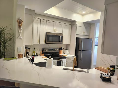 Kitchen Newly updated with beautiful quartz counter tops