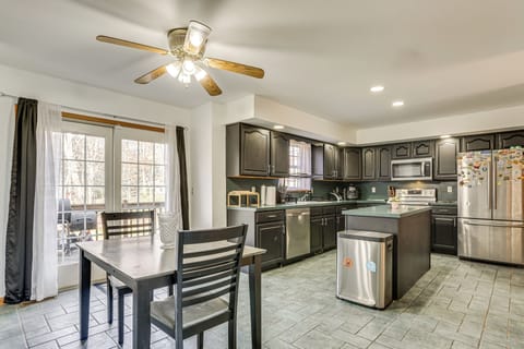 Kitchen | 1st Floor | Cooking Basics | Microwave | Blender