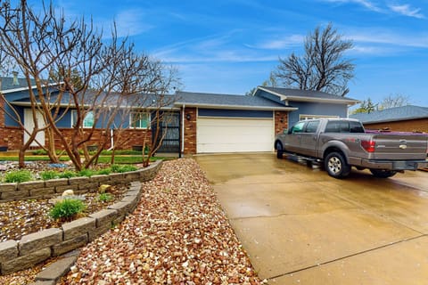 Greeley Vacation Rental | 1 BR  I  1BA | 700 Sq Ft | Stairs Required