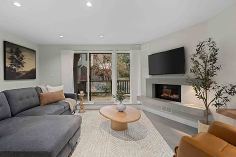 Welcome to Gables #18 a cozy 2 bed condo located a 2 minute walk from the Gondolas