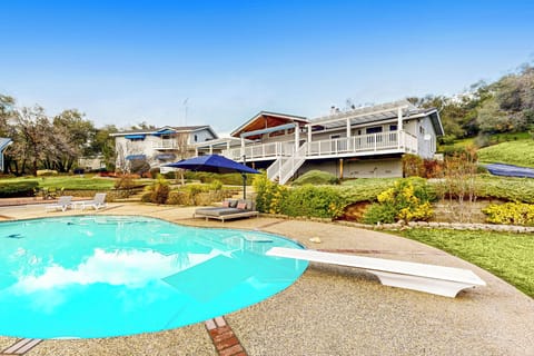 Murphys Vacation Rental | 5BR | 3BA | 3,478 Sq Ft