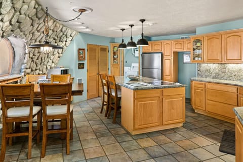 Fully stocked kitchen with everything you need to prepare a meal