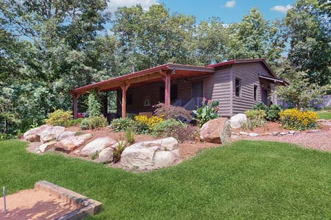 Lookout Mountain Vacation Rental | 2BR | 2BA | 1,700 Sq Ft