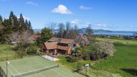 Wainui is an expansive property with tennis court, sprawling lawns and fantastic outdoor entertainment areas.