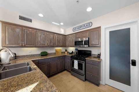 Gas stove, dishwasher and appliances.