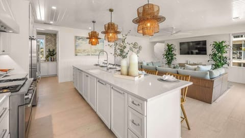 Home A - Kitchen - Oversized Refrigerator - (2) Dishwashers, Double Ovens, &amp; Large Gas Stove - Balcony Access