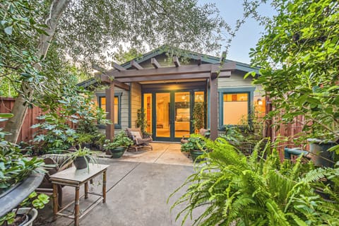 Private garden off master bedroom 