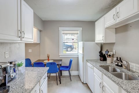 Kitchen | 1st Floor | Cooking Basics | Toaster | Dishwasher