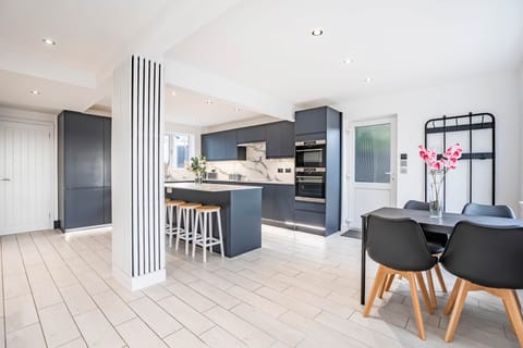 159 Long field lane-37