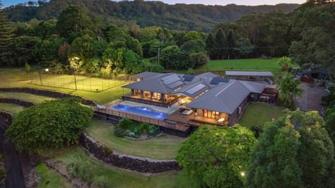 A private hinterland retreat surrounded by nature.