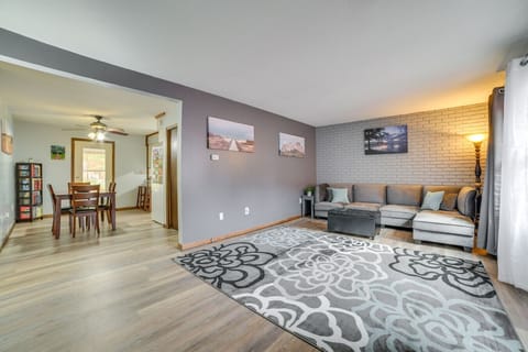 Living Room | Bright Space with Cozy Seating