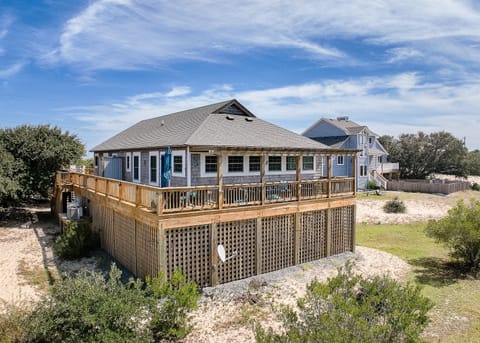 Beautiful tranquil sights of the Currituck marshes. Enjoy sights of the horses drinking and grazing