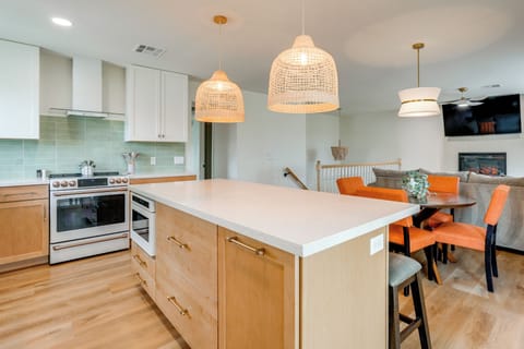 Gilbert Vacation Rental | 3BR | 3BA | 2,200 Sq Ft | Stairs Required