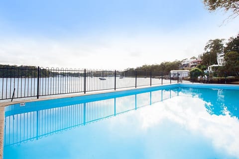 Holiday Home Swimming Pool
