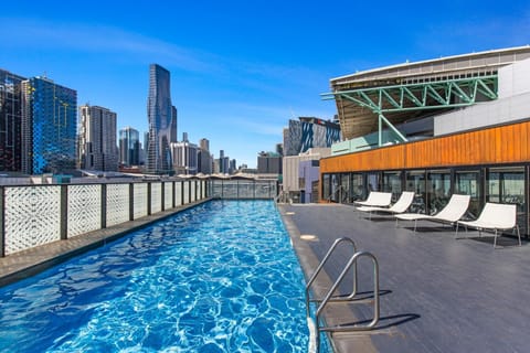 Holiday Home Swimming Pool