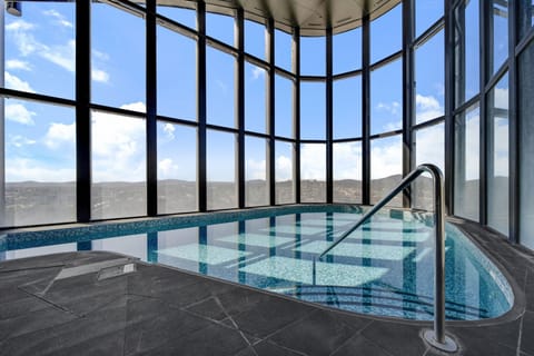 Holiday Home Swimming Pool