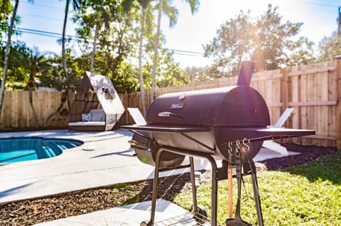  BBQ grill area for easy outdoor cooking
