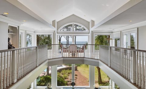 Expansive Coastal Views in Every Direction