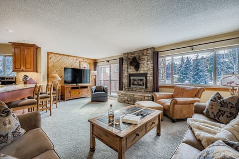 Cozy charm and retro ski chalet feel