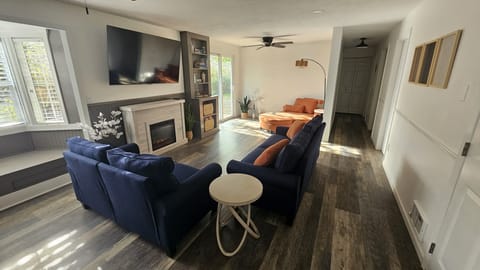 Perfect place to unwind after a day of hiking, crabbing or visiting the beach.