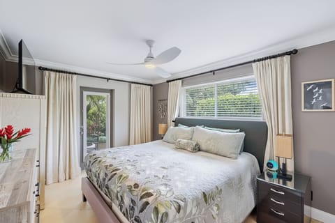 Master Bedroom - King Bed