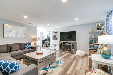 Living Area | Open-Concept Lounge with Sectional Sofa & Smart TV