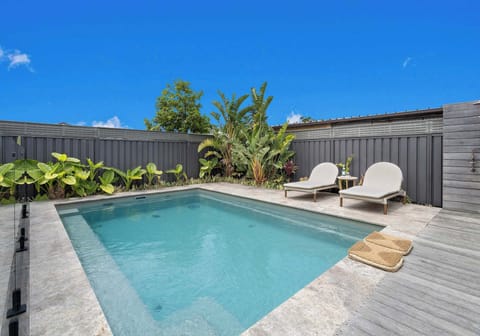 Coastal Nest  |  Swimming Pool & Outdoor Shower