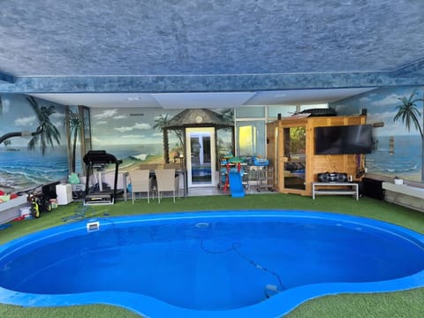 Swimming Pool, Leisure, Resort, Yard, Backyard, Eco Hotel, Artificial Turf, Hotel