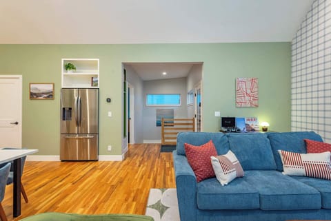 From morning coffee to late-night laughs, the living room is where memories happen. Stretch out, get comfy, and let the good vibes roll.