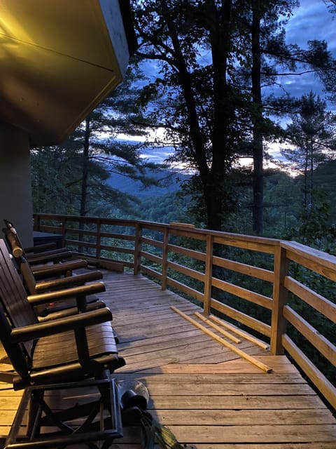 360 Degree Wrap around porch