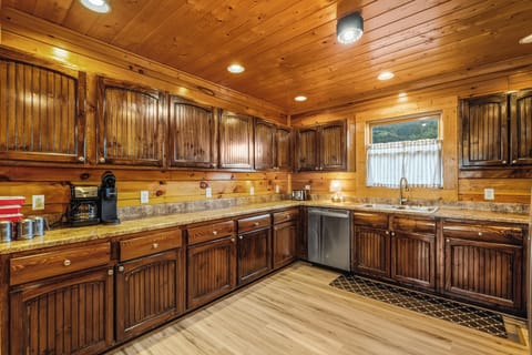 Large kitchen, fully stocked ready to make an amazing meal and entertain!