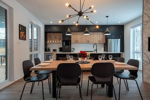 Grande cuisine tout équipé / Large, fully equipped kitchen