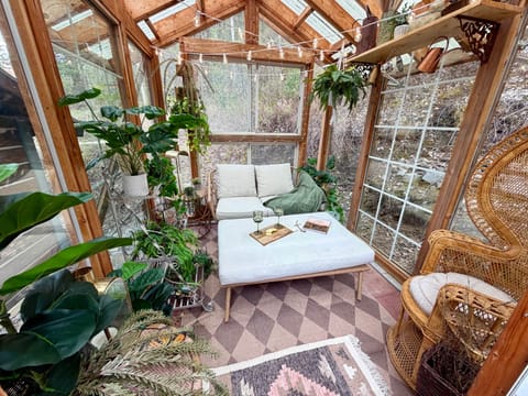 Beautiful seating area 