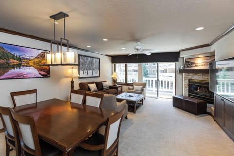 St. James Beaver Creek Resort - Living Room