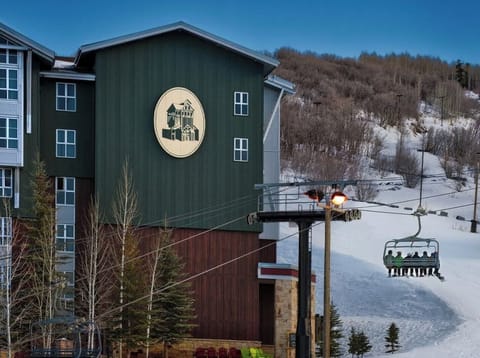 Marriott’s Mountianside Resort and Spa ,Ski resort