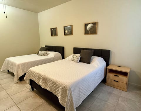 Bedroom 2 Main floor