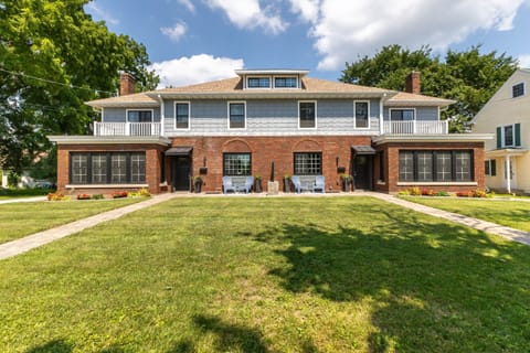 01-224 S GRANDVIEW001