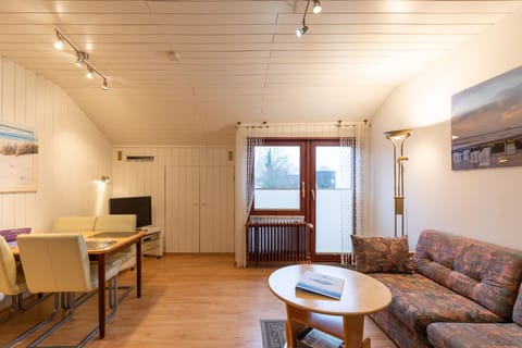 Living and dining area