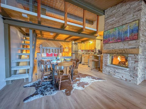 Welcome to Simplicity At Snowmass in Aspenwood Condo Complex