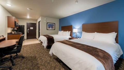 Unit with 2 comfy queen size for the most pleasant nights