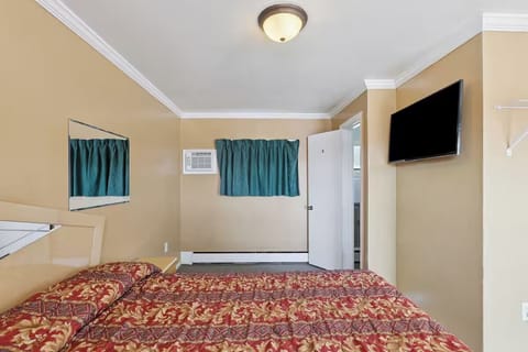 Bedroom. Interior and views may vary based on location and availability.