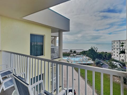 Welcome To Sunset Vistas 605N!